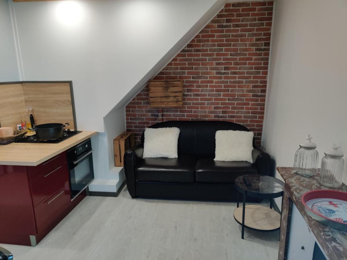 שומון Suite Eden Avec Jacuzzi Prive מראה חיצוני תמונה